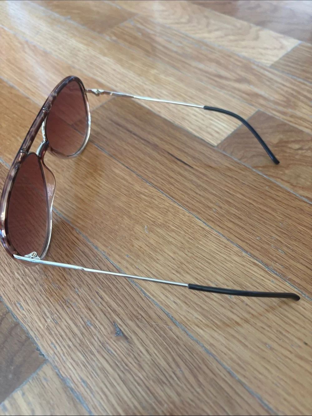 Freyrs Aviator Sunglasses with Brown Tortoise Gold Gradient Lenses